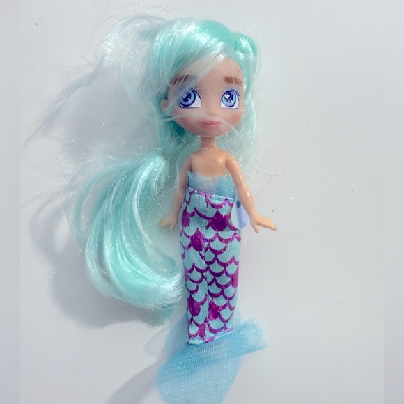 Hairmazing Mermaid 4"H Mini Doll with Aqua Hair and Scales - Picture 1 of 4